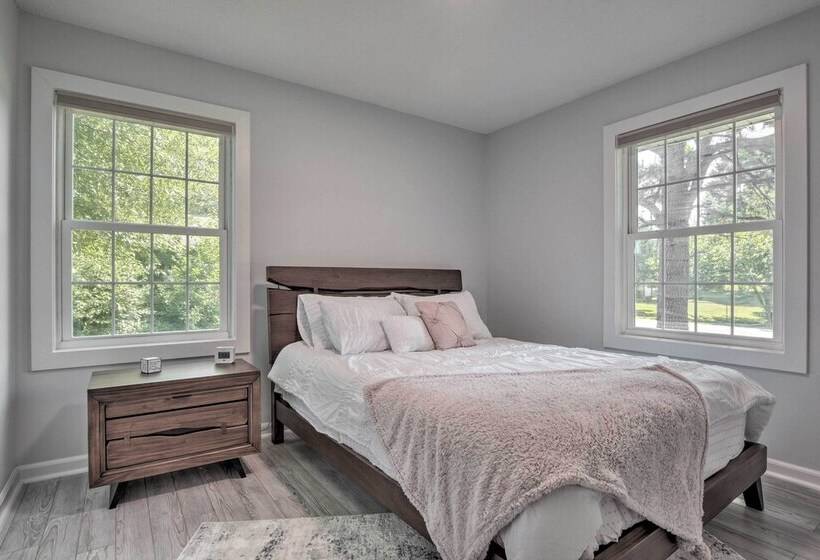 Apex Home ~ 15 Mi To Downtown Raleigh!