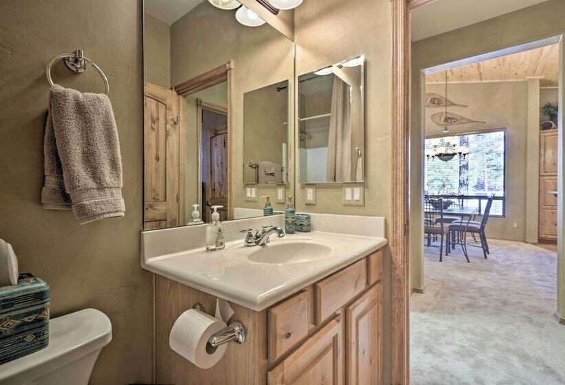 Charming Cabin Retreat   4 Mi To Fool Hollow Lake!