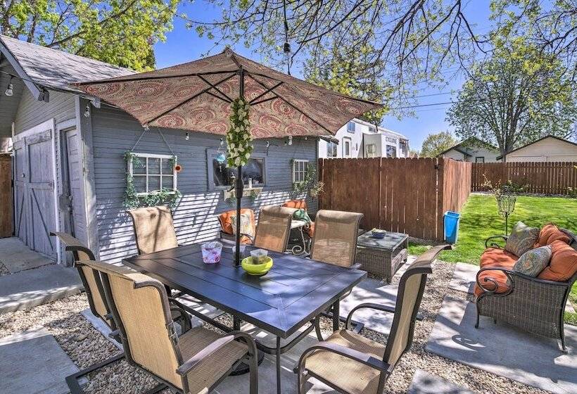 Charming Home In Downtown Nampa W/ Patio + Yard!