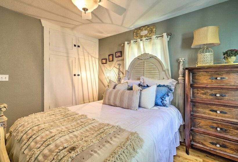 Charming Home In Downtown Nampa W/ Patio + Yard!