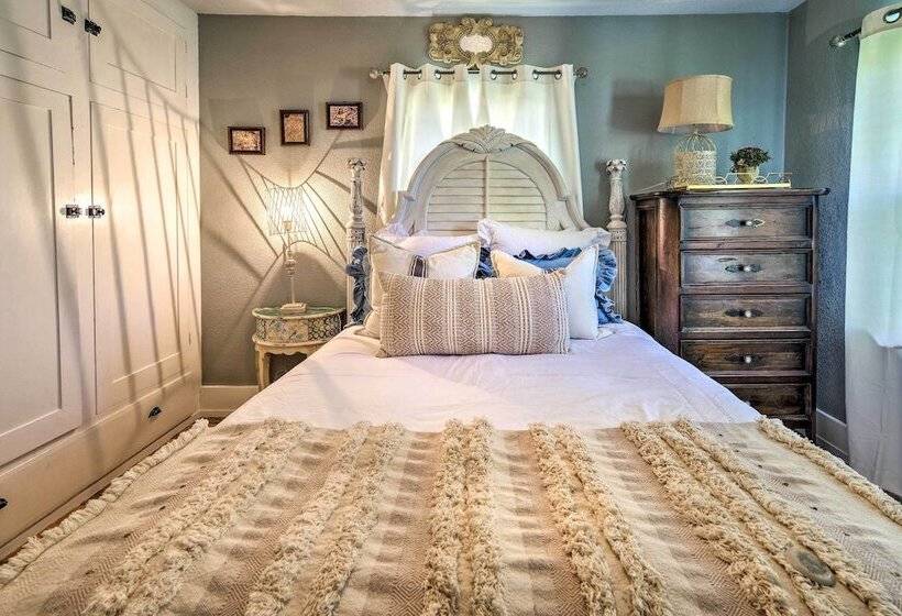 Charming Home In Downtown Nampa W/ Patio + Yard!