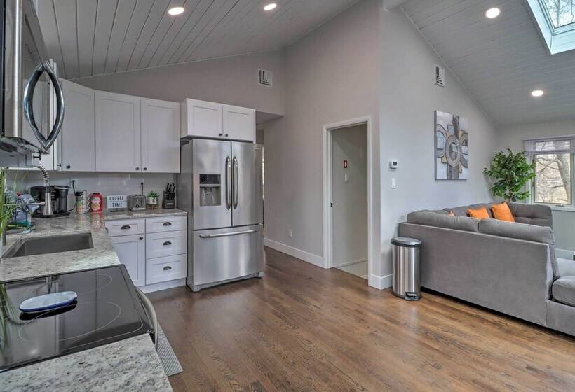 Emerald Lakes Home Near Kalahari & Camelback!