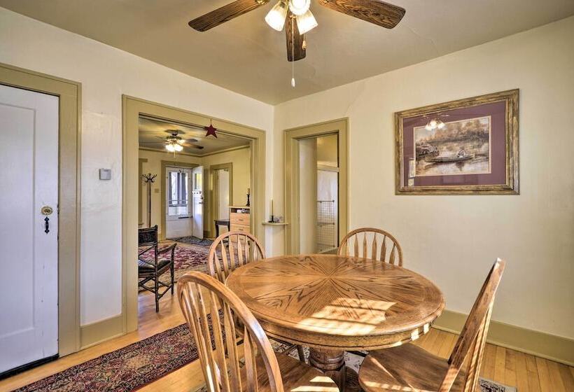 Charming Montana Home W/ Grill: 6 Mi To Lake Elmo!