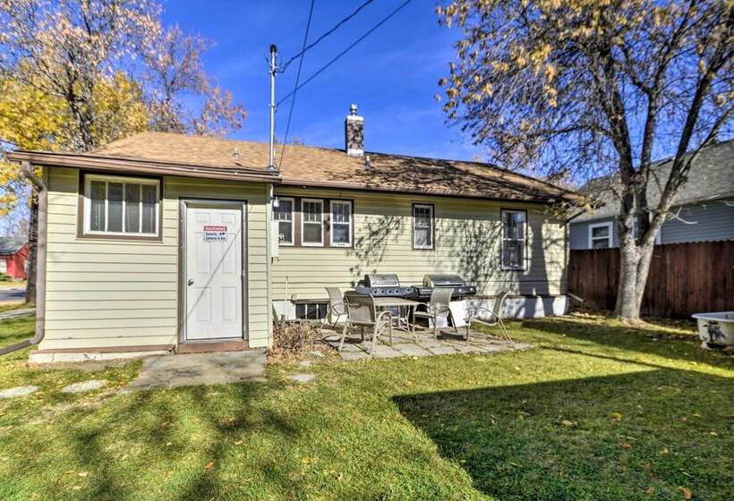 Charming Montana Home W/ Grill: 6 Mi To Lake Elmo!