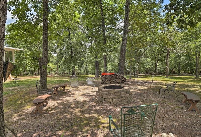 10 Acre Mountain Home Getaway W/ Fire Pit