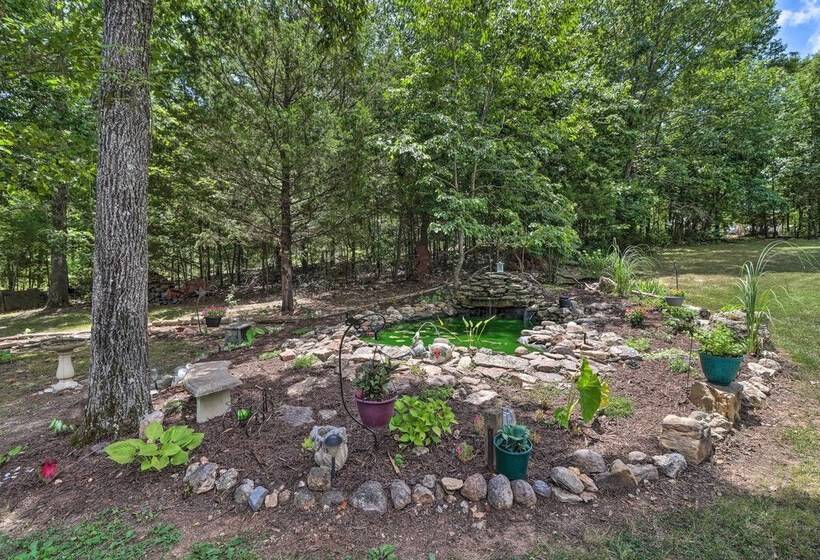 10 Acre Mountain Home Getaway W/ Fire Pit