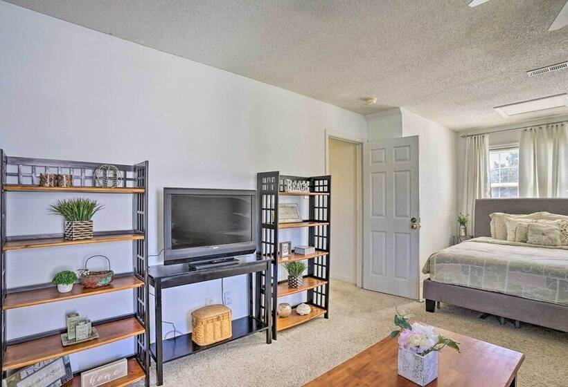 Sandston Home W/ Private Pool ~ 9 Mi To Richmond!