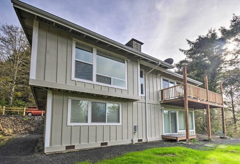 Coastal Washington Getaway: Walk To Beach!