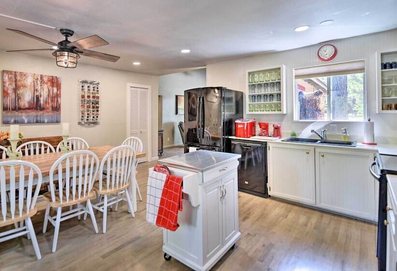 Coconino National Forest Home W/deck & Yard!