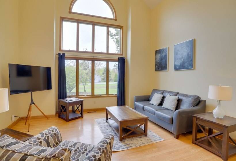 Coloma Escape: Pool, Hot Tub < 1 Mi To Lake!