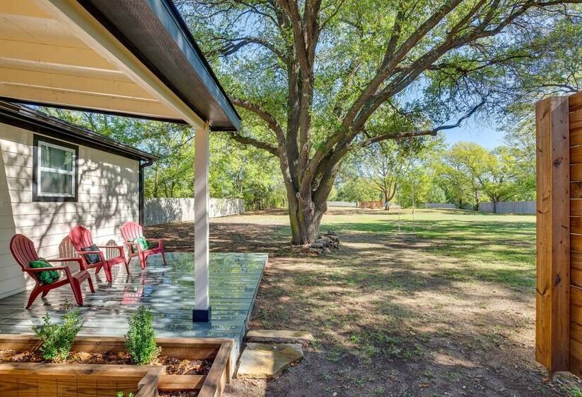 Couples Retreat In Canton W/ Patio, Trail & Yard!