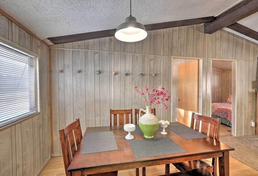 Cozy Cabin Retreat W/ Onsite Trail Access!