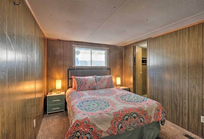 Cozy Cabin Retreat W/ Onsite Trail Access!