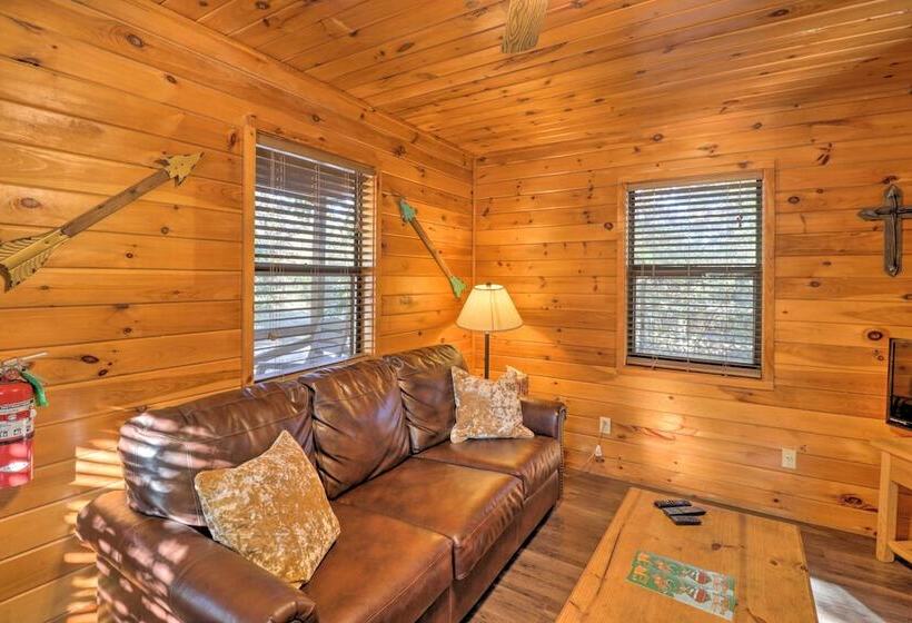 Cozy Cabin W/ Hot Tub   4 Mi To Broken Bow Lake!