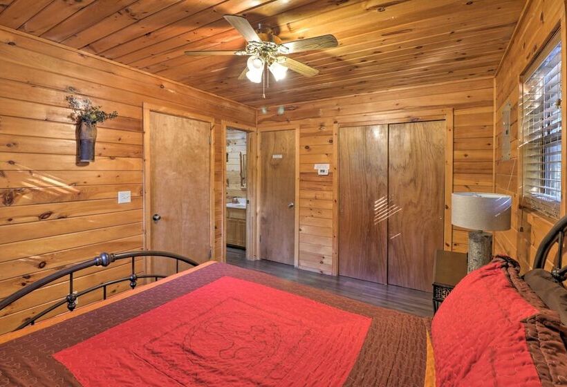 Cozy Cabin W/ Hot Tub   4 Mi To Broken Bow Lake!