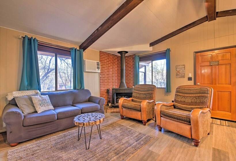 Payson Cabin: Patio & Grill, Mogollon Rim Views