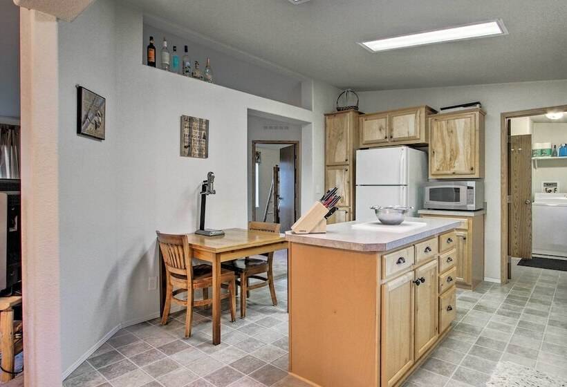 Craig Area Fly Fishing Hot Spot: Walk To River!