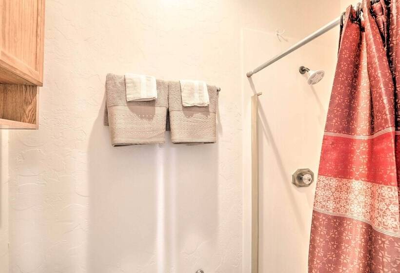 Desert Gem W/ Patio + Grill, Near Oracle St. Park!