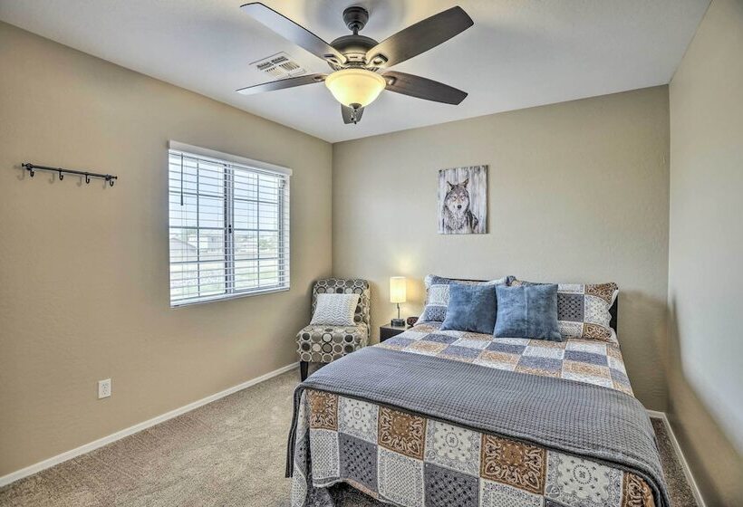 Dreamy El Mirage Oasis < 12 Mi To Golf & Hike