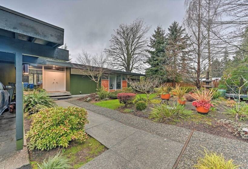 Edmonds Apartment With Private Wine Cellar!