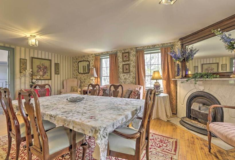 Elegant Norwich House W/ Billiards Room & Ballroom