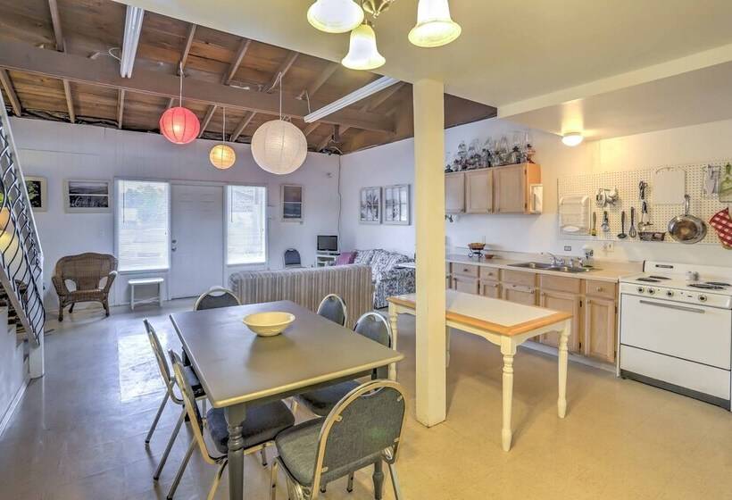 Enormous Mountaintop Marble Falls Home W/fire Pit!