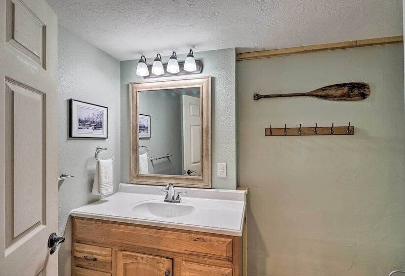 Expansive Cotter Cabin On White River W/ Deck!