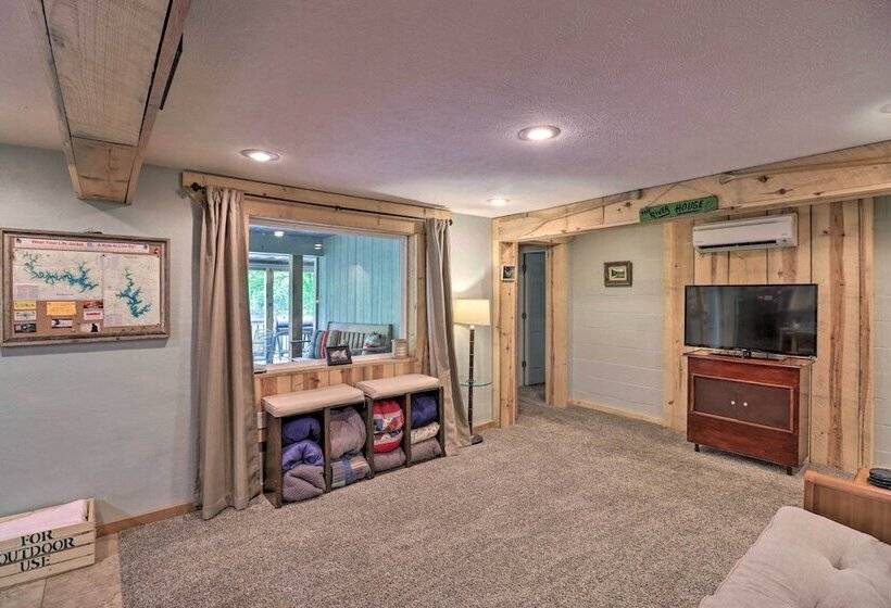 Expansive Cotter Cabin On White River W/ Deck!