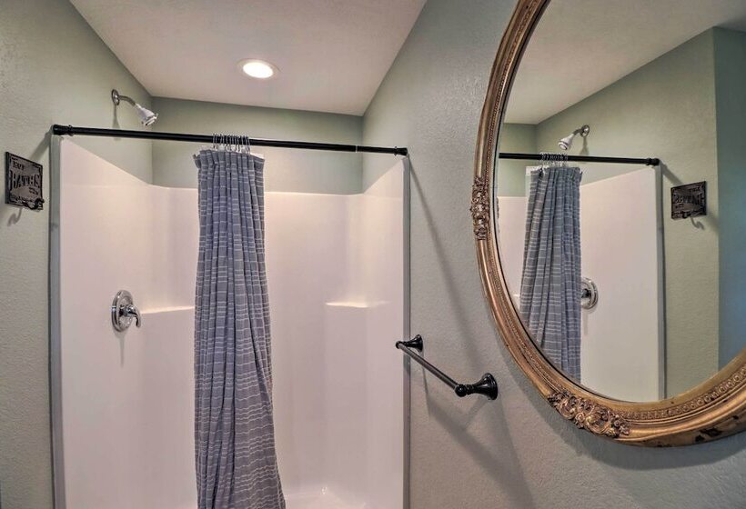 Expansive Cotter Cabin On White River W/ Deck!