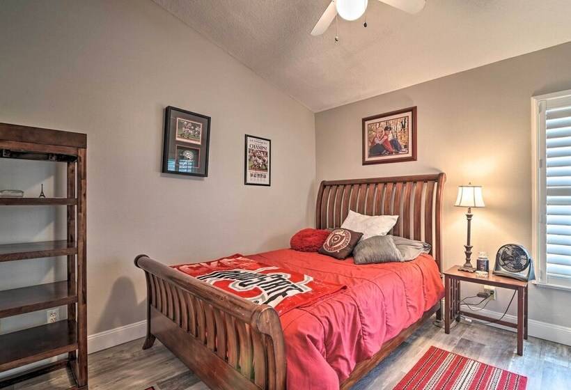 Florida Family Home W/ Dock On Saw Mill Lake!