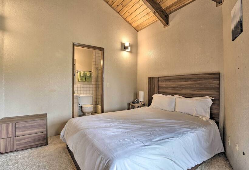 Family Friendly Pine Mountain Club Hideaway!