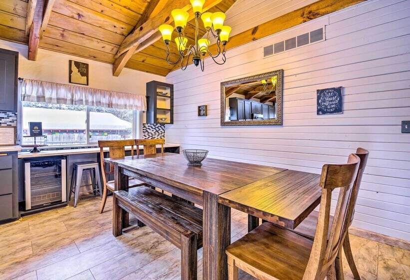 Mccall Retreat W/ Hot Tub   1/2 Mi To Downtown!