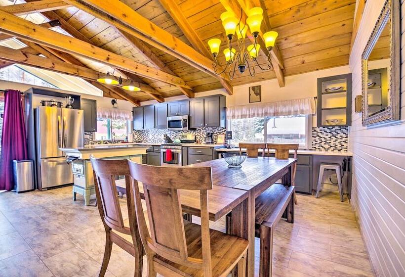 Mccall Retreat W/ Hot Tub   1/2 Mi To Downtown!