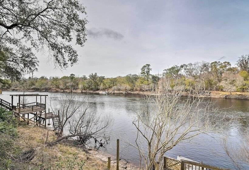 Fishing Paradise W/ Deck On Suwannee River