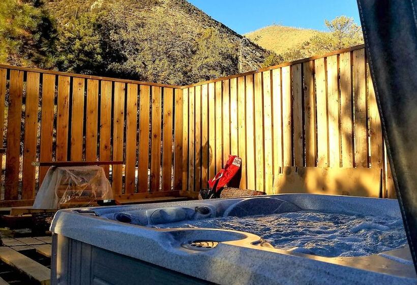 Flagstaff Home W/ On Site Trails, 3 Mi To Dtwn!