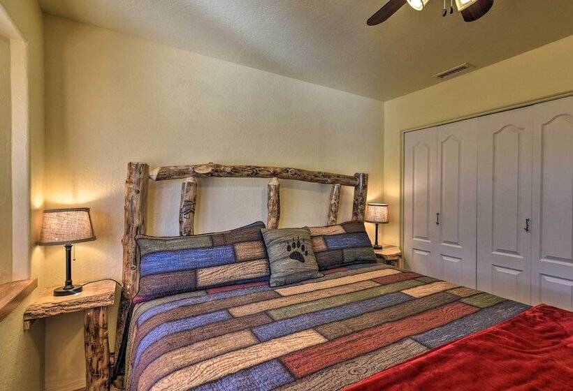 Flagstaff Home W/ On Site Trails, 3 Mi To Dtwn!