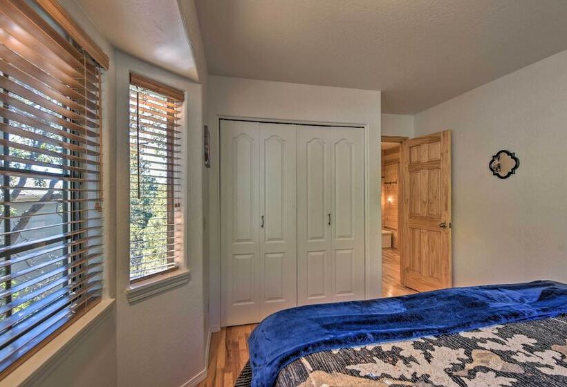 Flagstaff Home W/ On Site Trails, 3 Mi To Dtwn!