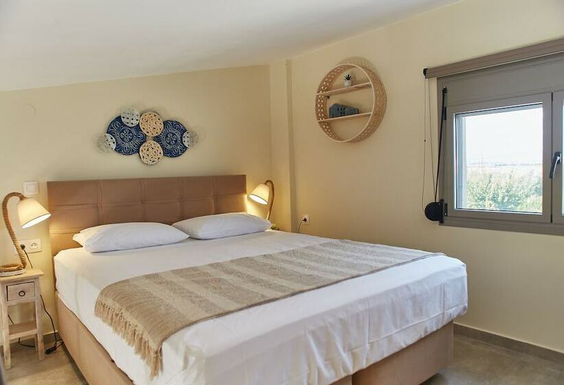 Flamingo View Suites