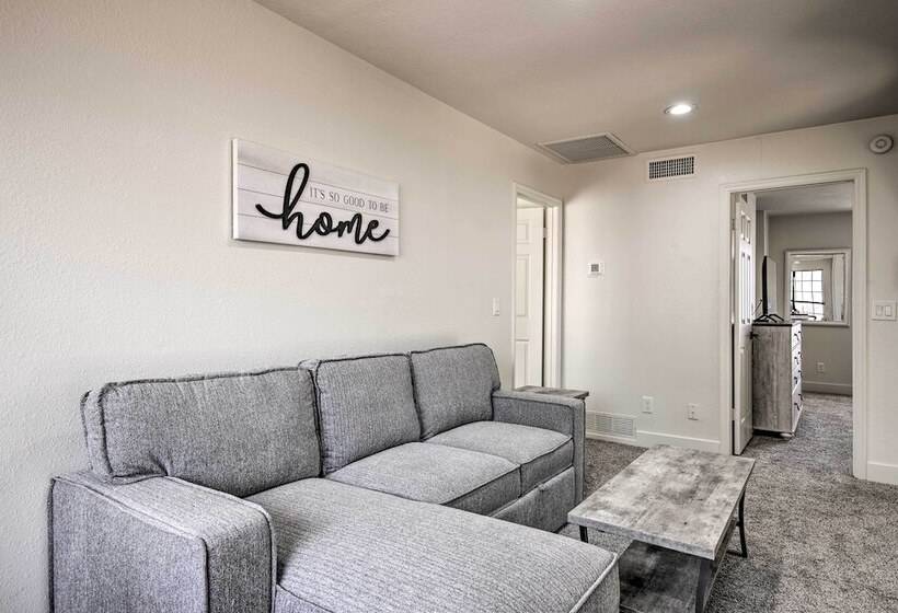 Glendale Family Home: Close To Golf & Westgate