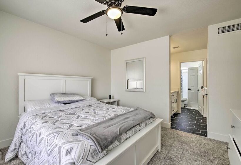 Glendale Family Home: Close To Golf & Westgate