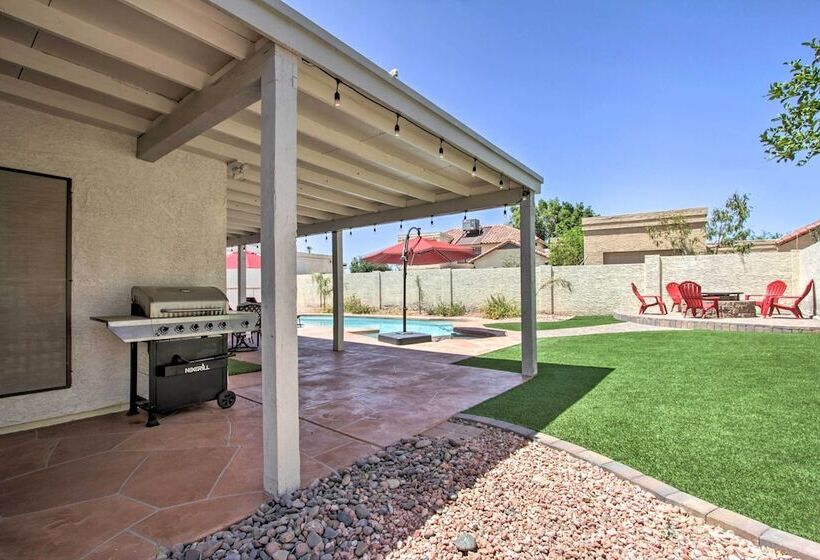 Glendale Family Home: Close To Golf & Westgate