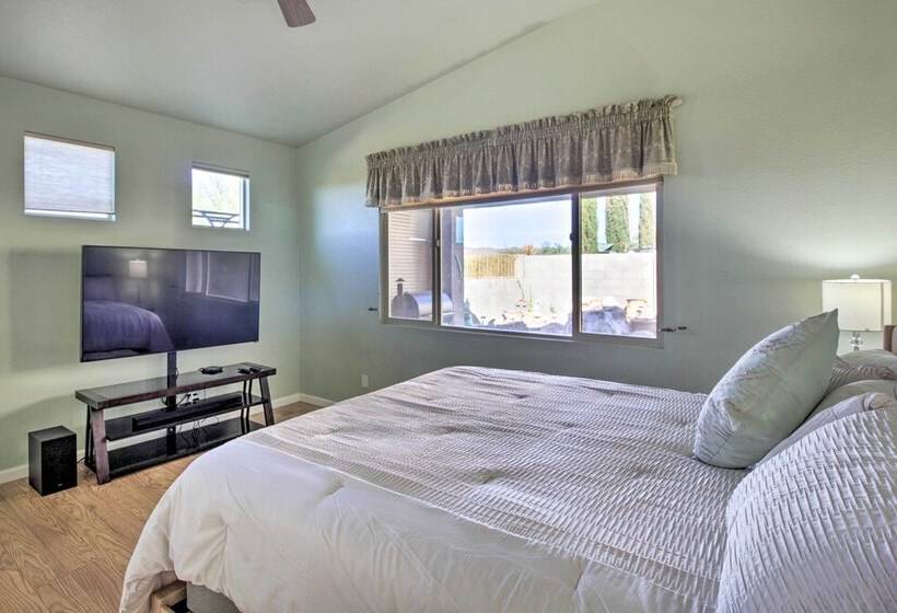 Golfer S Paradise: Oro Valley Home W/ Pool!