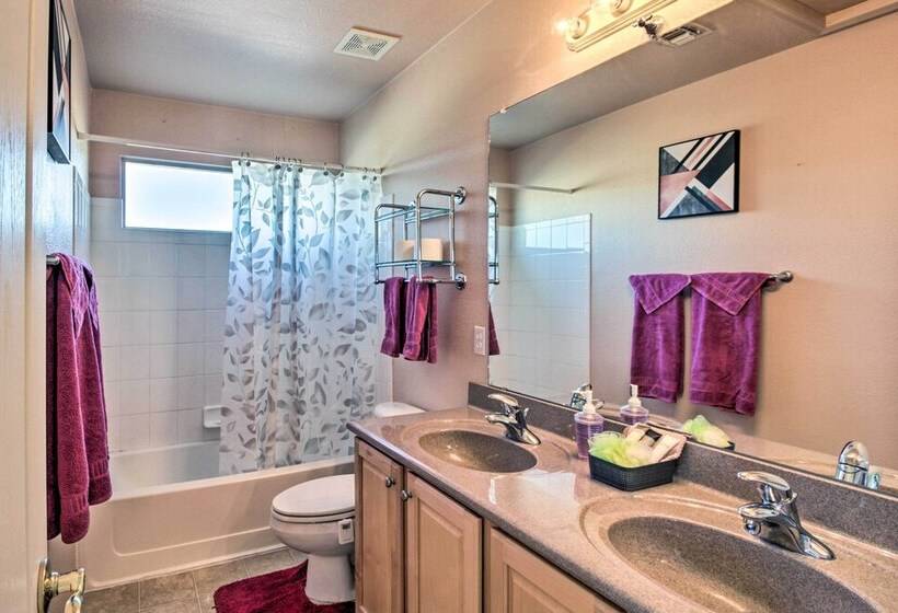 Golfer S Paradise: Oro Valley Home W/ Pool!