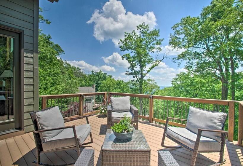 Grand Chalet W/ Hot Tub   Near Wintergreen Resort