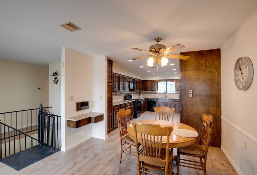 Grand Hilltop House: Best Views In Tucson!