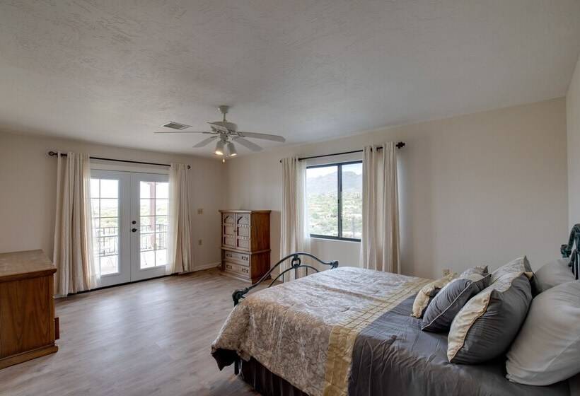 Grand Hilltop House: Best Views In Tucson!