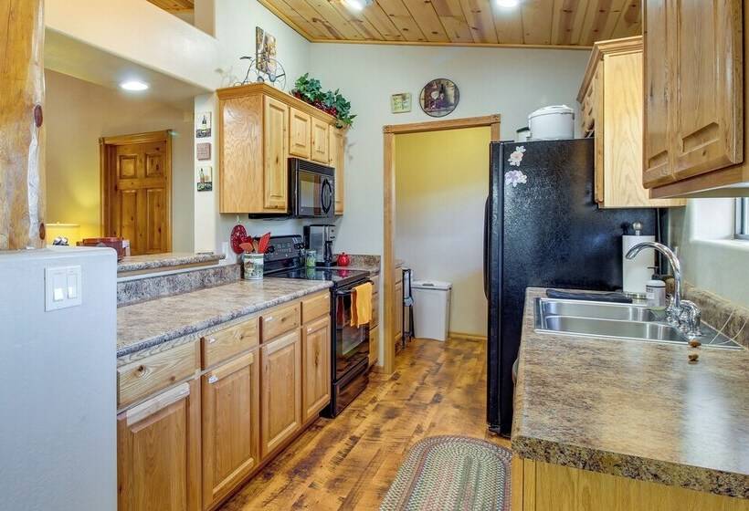 Heber Overgaard Cabin W/ Bbq Patio & Fire Pit!