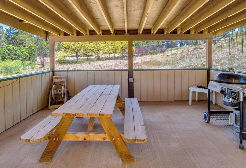 Heber Overgaard Cabin W/ Bbq Patio & Fire Pit!