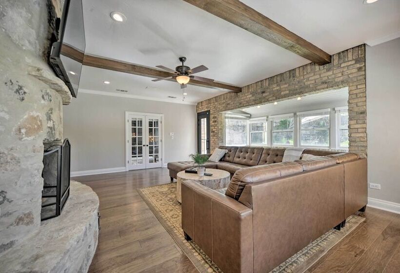 Helotes Hill Country Hideaway W/ 2 Decks!