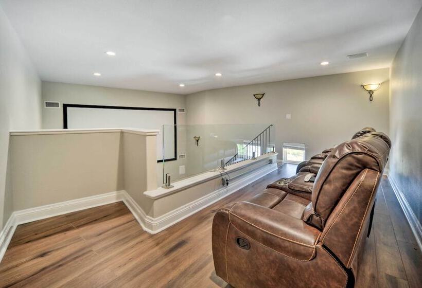 Helotes Hill Country Hideaway W/ 2 Decks!